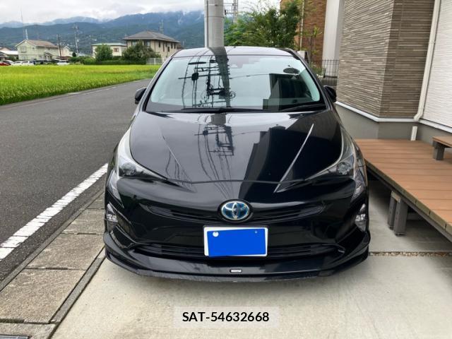 Toyota PRIUS 2016-10 8815871-1