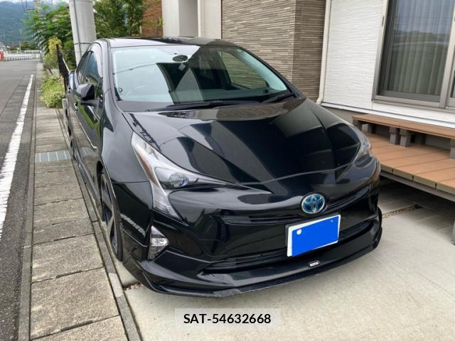 Toyota PRIUS 2016-10 8815871-2