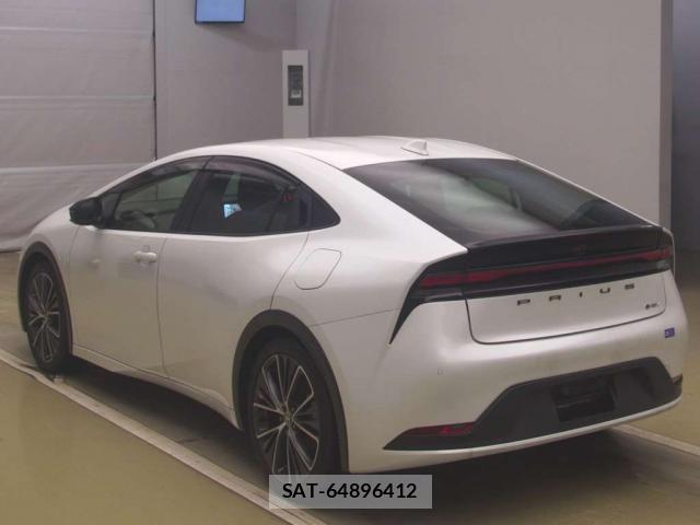 Toyota PRIUS 2023-07 8816113-1