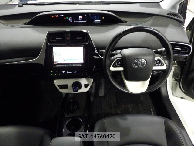 Toyota PRIUS 2016-07 8816134-2