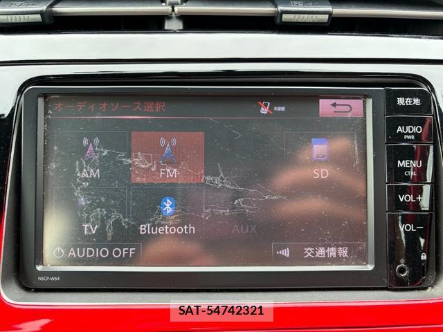 Toyota PRIUS 2015-06 8816504-11