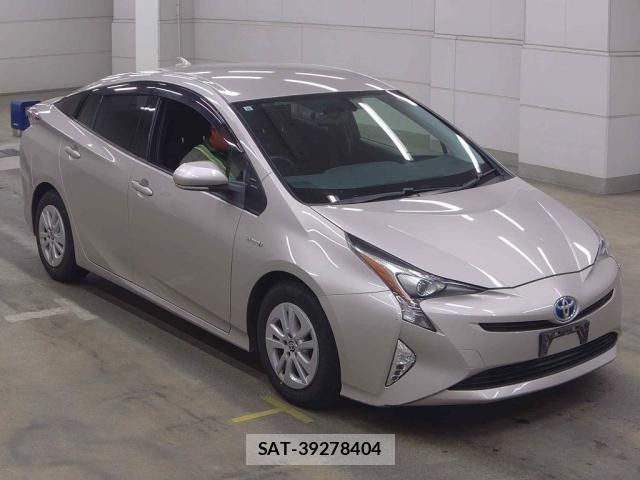 Toyota PRIUS 2017-10 8816617-0