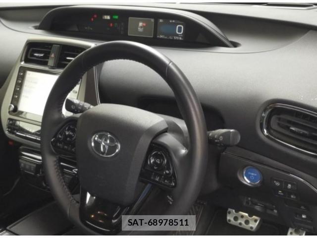 Toyota PRIUS 2022-02 8816633-2