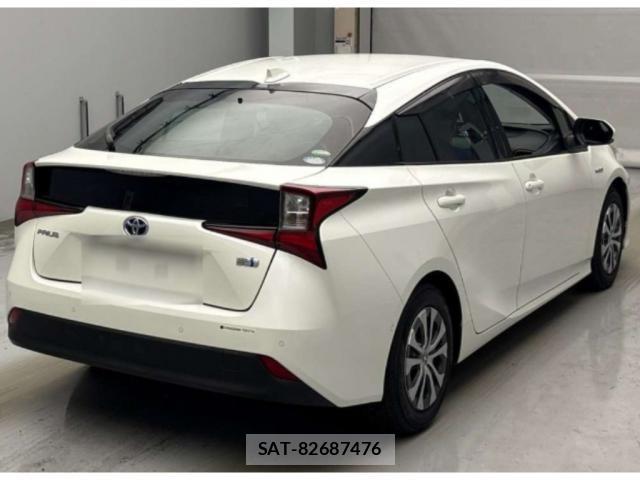 Toyota PRIUS 2019-05 8816789-1