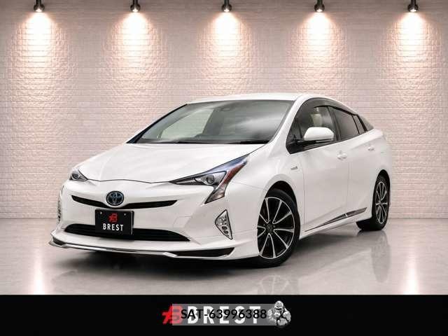 Toyota PRIUS 2017-09 8817001-0