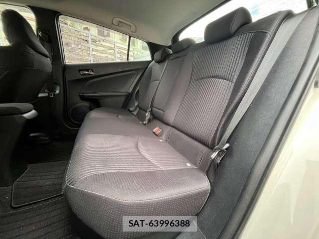 Toyota PRIUS 2017-09 8817001-8