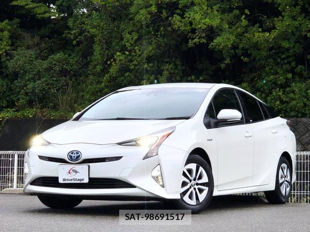 Toyota PRIUS 2016-07 8817014-0