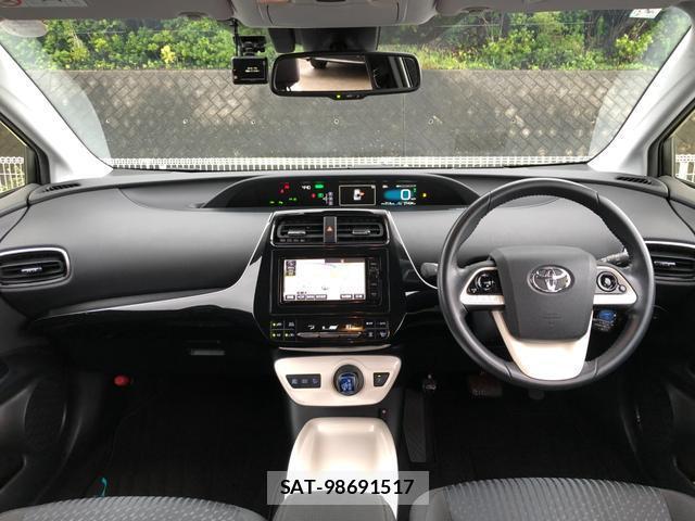Toyota PRIUS 2016-07 8817014-1