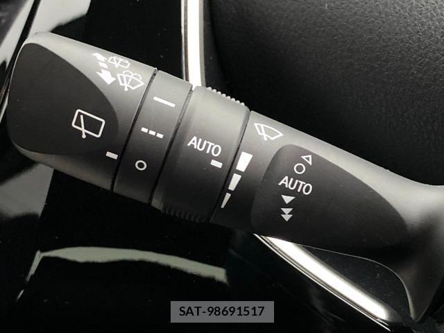 Toyota PRIUS 2016-07 8817014-12