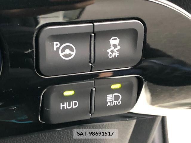 Toyota PRIUS 2016-07 8817014-15