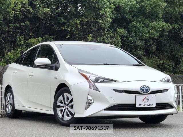 Toyota PRIUS 2016-07 8817014-2