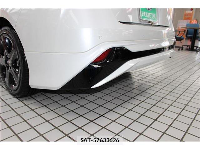 Toyota PRIUS 2020-12 8817193-12