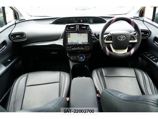 Toyota PRIUS 2017-12 8817292-3