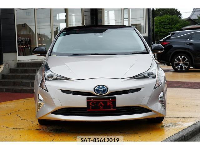 Toyota PRIUS 2018-01 8817294-1