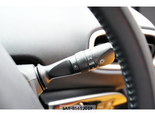 Toyota PRIUS 2018-01 8817294-12
