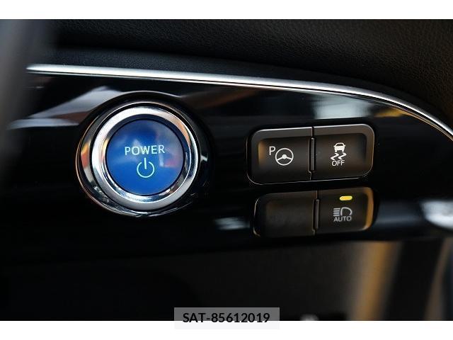 Toyota PRIUS 2018-01 8817294-8