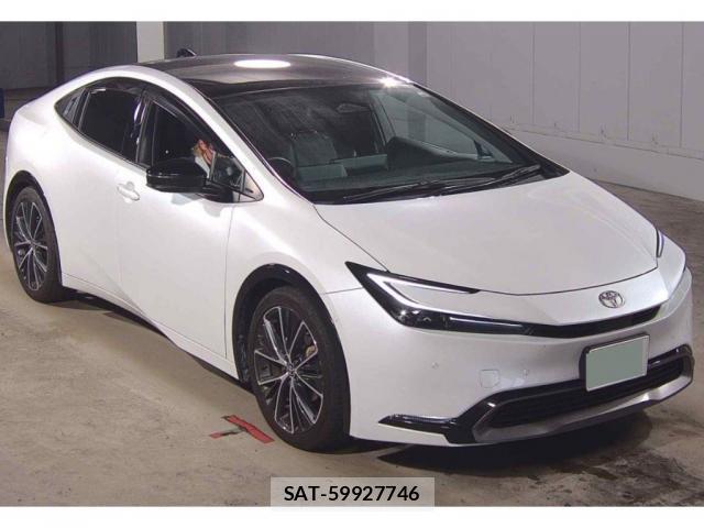 Toyota PRIUS 2023-11 8817347-9