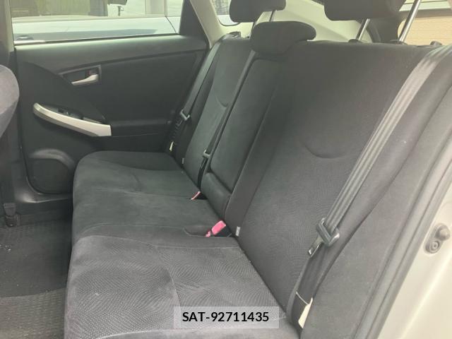 Toyota PRIUS 2014-03 8817477-9