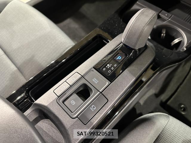 Toyota PRIUS 2023-09 8817539-15