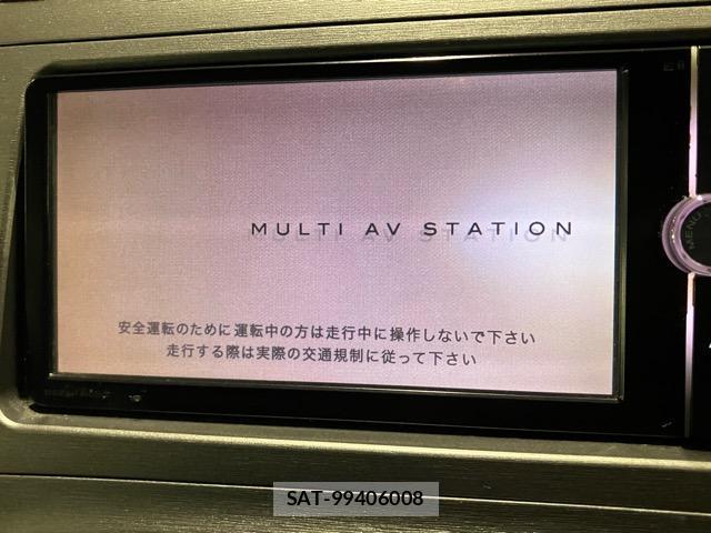 Toyota PRIUS 2014-07 8817540-10