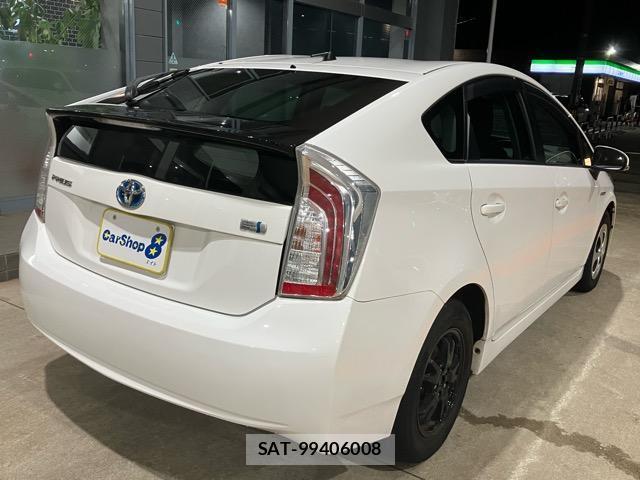 Toyota PRIUS 2014-07 8817540-5