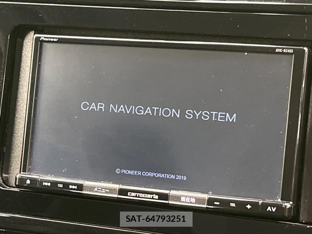 Toyota PRIUS 2020-08 8817561-2