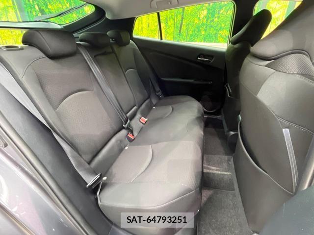 Toyota PRIUS 2020-08 8817561-8