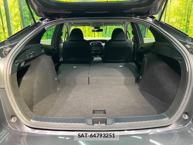Toyota PRIUS 2020-08 8817561-9