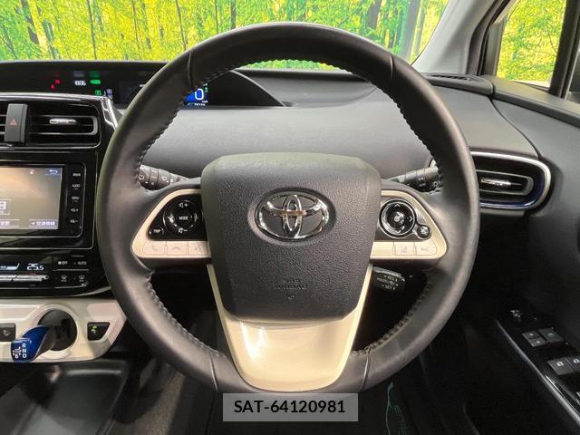 Toyota PRIUS 2016-07 8817562-10
