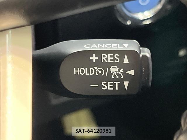 Toyota PRIUS 2016-07 8817562-5