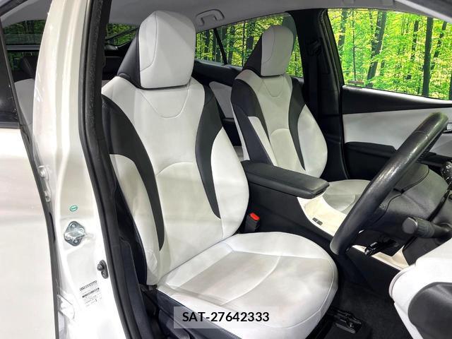 Toyota PRIUS 2016-05 8817677-8