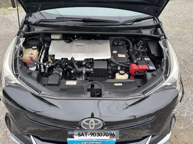 Toyota PRIUS 2017-10 8817891-19