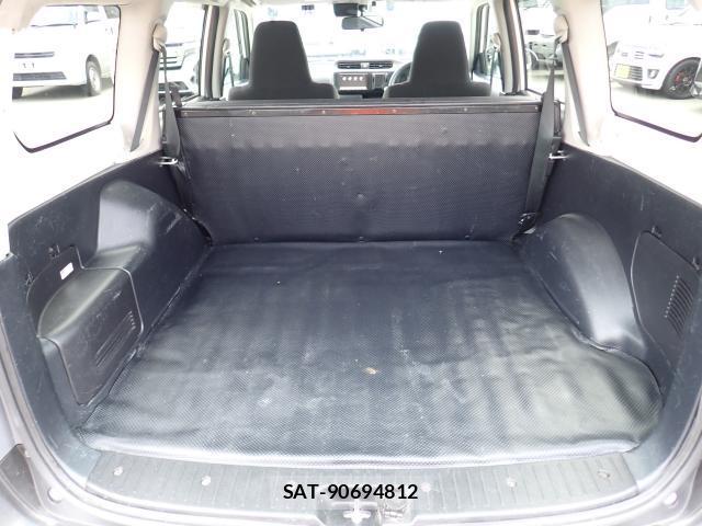 Toyota PROBOX 2021-08 8812513-18