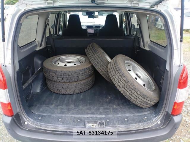 Toyota PROBOX 2021-09 8813832-5