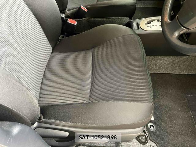 Toyota PROBOX 2020-06 8813917-13
