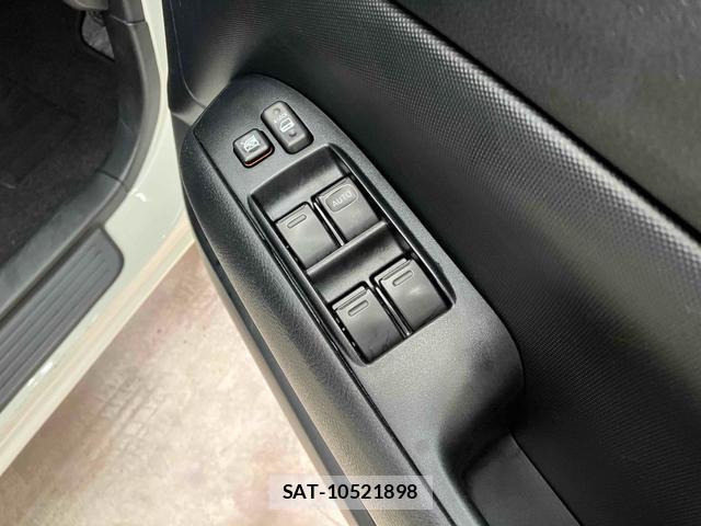 Toyota PROBOX 2020-06 8813917-8