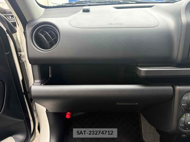 Toyota PROBOX 2020-07 8814211-11