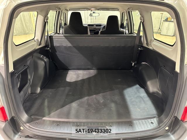 Toyota PROBOX 2016-07 8815136-18