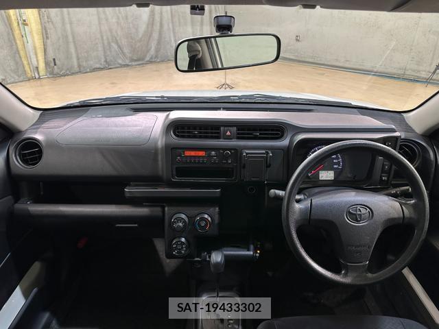 Toyota PROBOX 2016-07 8815136-6