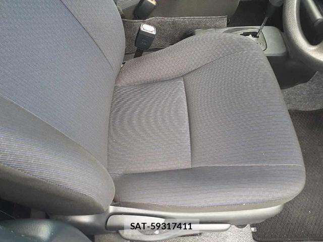 Toyota PROBOX 2022-04 8816138-5