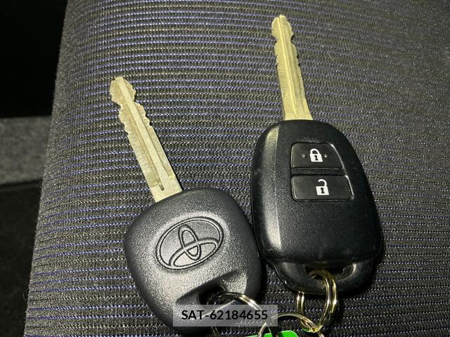 Toyota PROBOX 2020-07 8817397-18