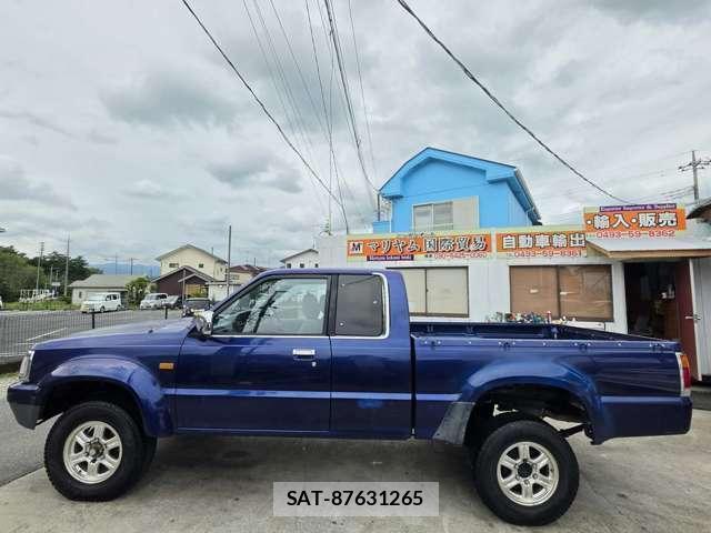 Mazda PROCEED 1997-12 8816967-5
