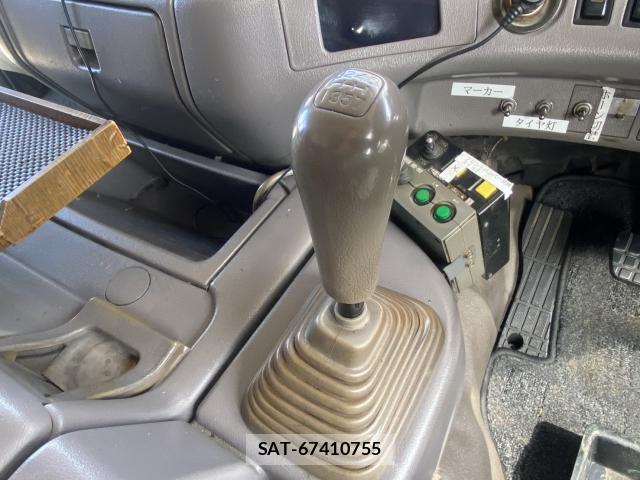 Hino PROFIA 1998-09 8813838-19