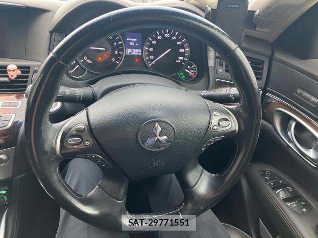 Mitsubishi PROUDIA 2012-08 8813886-6