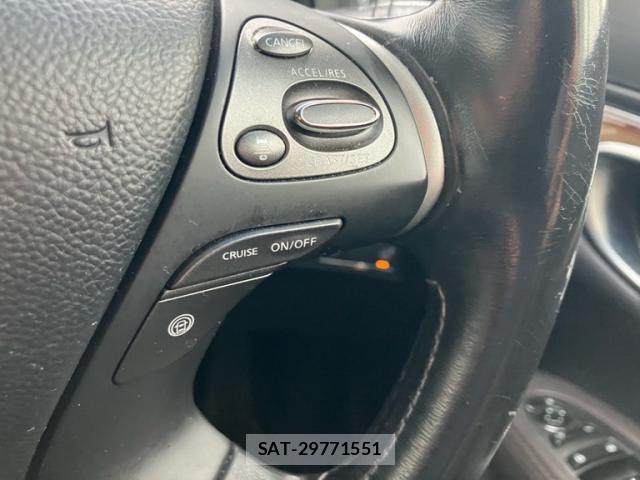 Mitsubishi PROUDIA 2012-08 8813886-8