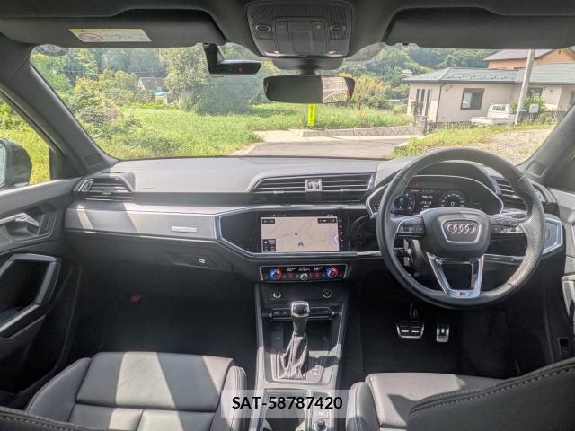 Audi Q3 2024-07 8814946-3