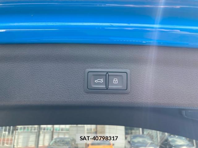 Audi Q3 2020-10 8813486-5
