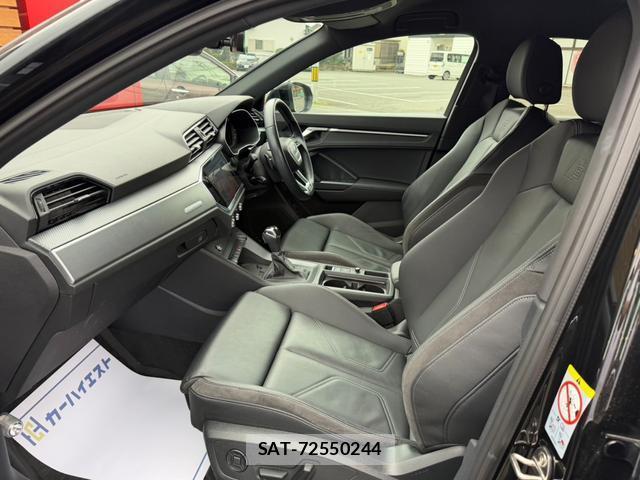 Audi Q3 2021-11 8817019-10