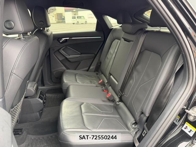 Audi Q3 2021-11 8817019-11