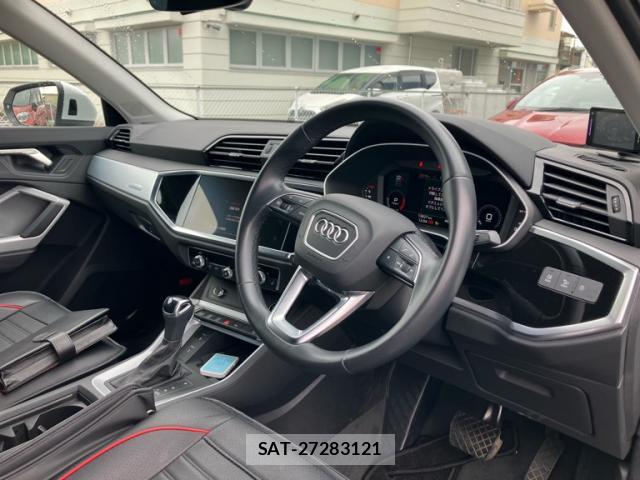 Audi Q3 2024-09 8817606-10